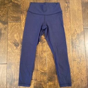 Dark Navy. Size 8. Wonder Under. Lululemon. Average condition.